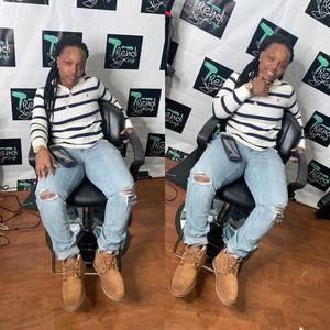 Meet your Posher, Aziaza